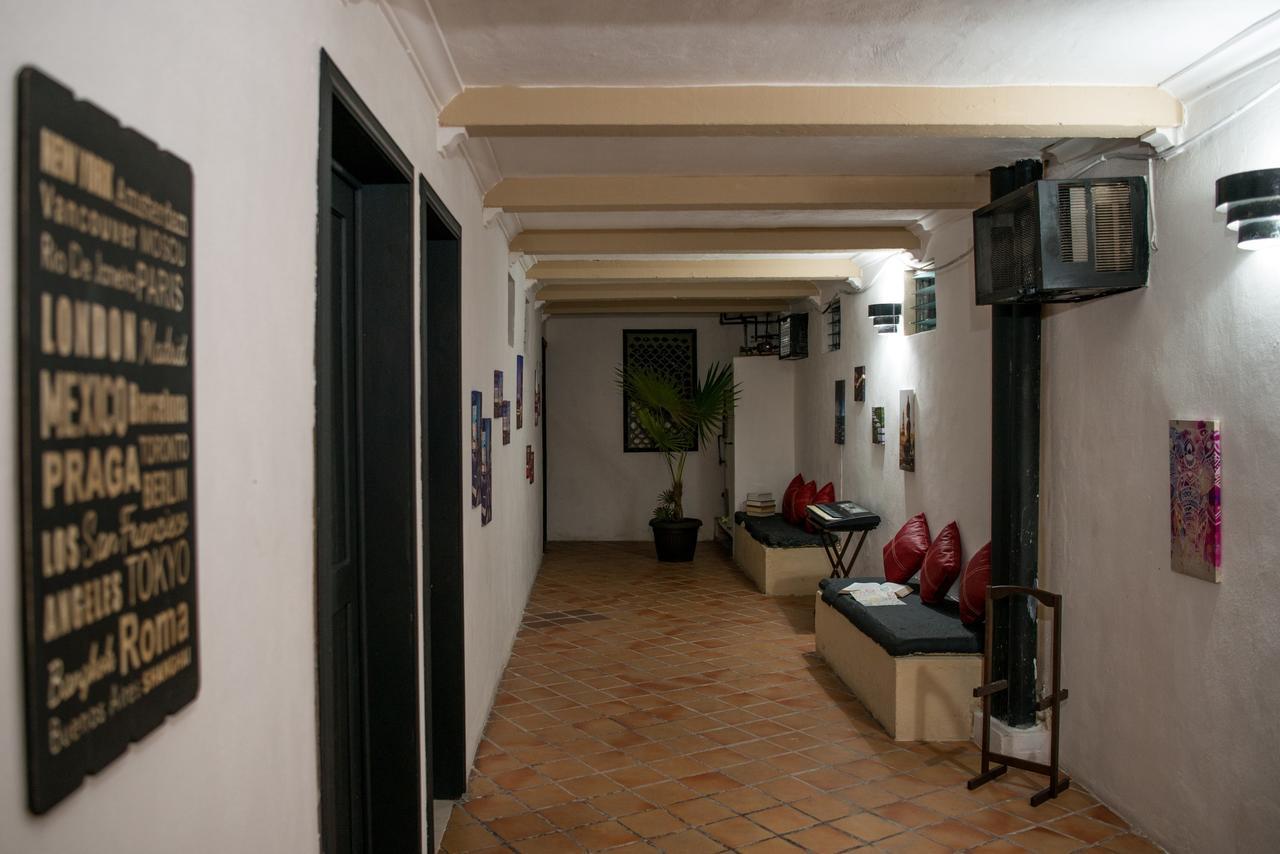 Deja Hostel Плая-дель-Кармен Экстерьер фото