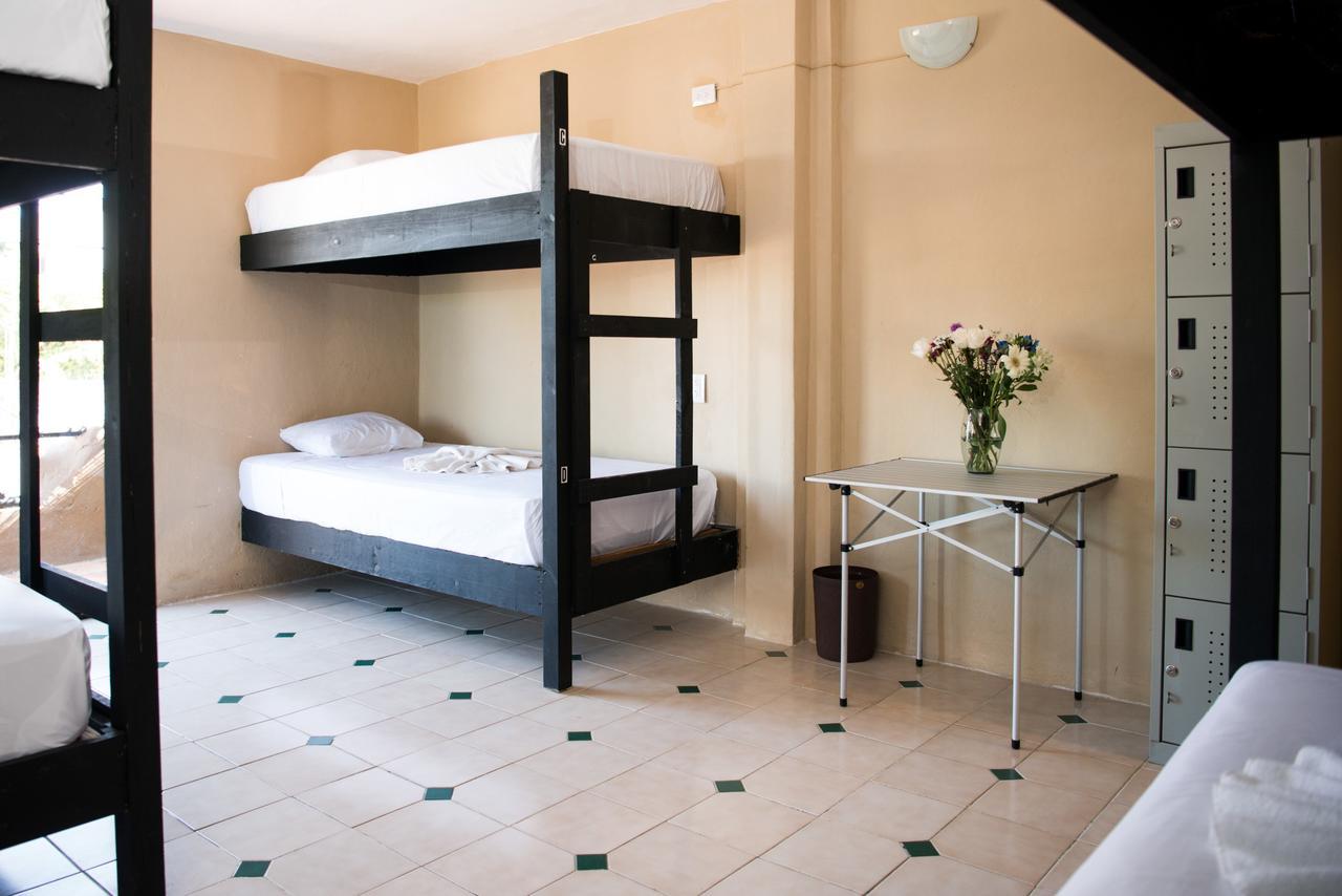 Deja Hostel Плая-дель-Кармен Экстерьер фото